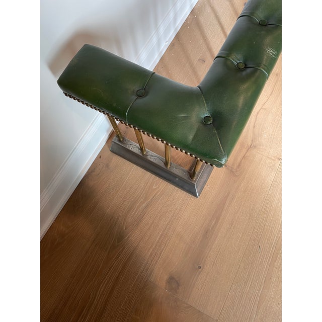 1940s Vintage English Steel and Brass Fireplace Fender With Green Leather Tufted Seat For Sale - Image 5 of 11