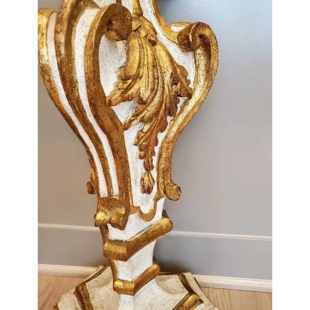 Vintage Italian Baroque Carved Giltwood Pedestal For Sale In Dallas - Image 6 of 11