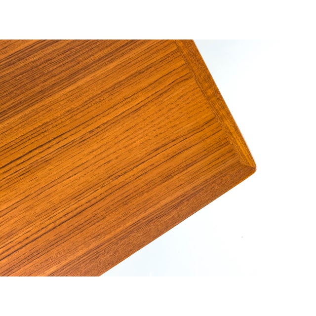 Extendable Teak Dining Table from Hundevad & Co., 1960s For Sale - Image 11 of 17