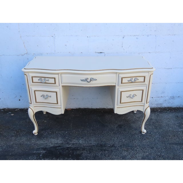 Bassett French Shabby Chic Painted Vanity Writing Desk 6237 For Sale - Image 11 of 18