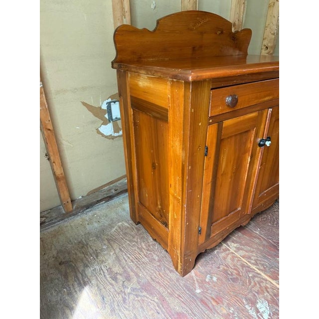 Antique 19th Century Early American Primetive Style Pine Jelly Cupboard Cabinet For Sale In Washington DC - Image 6 of 18