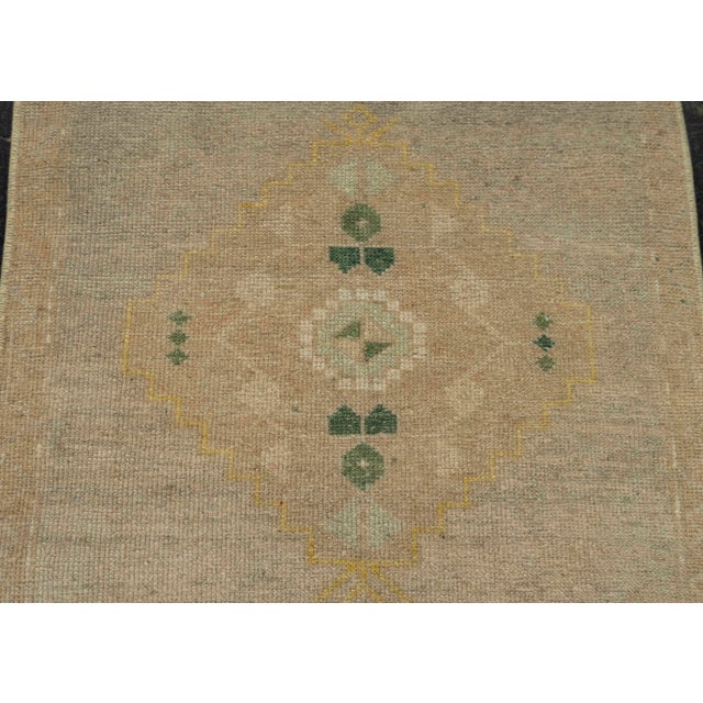 Turkish Mini Rug Oriental Hand Knotted Vintage Rug 1'8" x 3'5" #21253 For Sale - Image 4 of 8