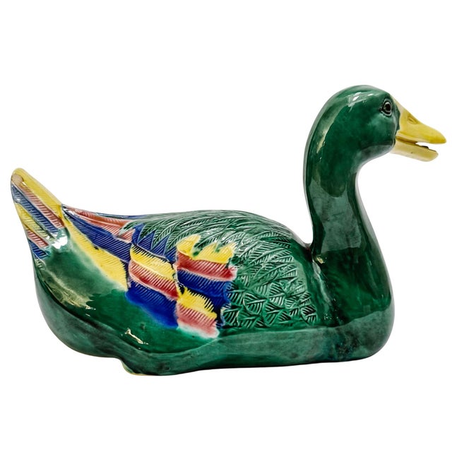 Chinoiserie Mid 20th Century Chinese Emerald Green Glazed Ceramic Duck Figurines For Sale - Image 3 of 15