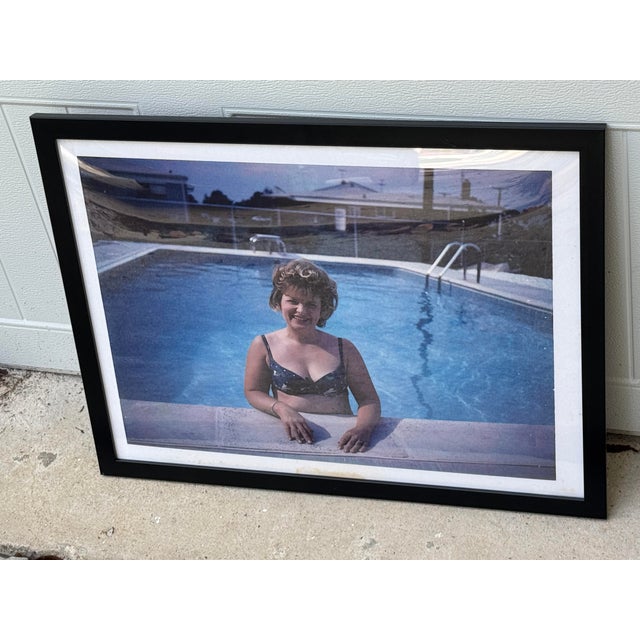 Mid-Century Modern Framed 1960’s Enlarged Photograph in the Style of Slim Aarons For Sale - Image 3 of 4