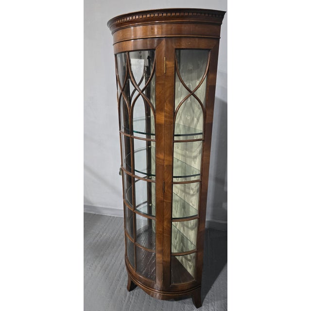 Mahogany Demi-Lune Display Cabinet, 1920s For Sale - Image 3 of 11