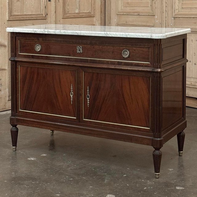 French 19th Century French Louis XVI Mahogany Buffet ~ Credenza With Carrara Marble For Sale - Image 3 of 9