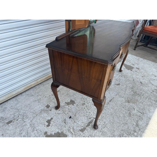 Mid 20th Century Golden Key Vanity With Mirror For Sale - Image 10 of 12