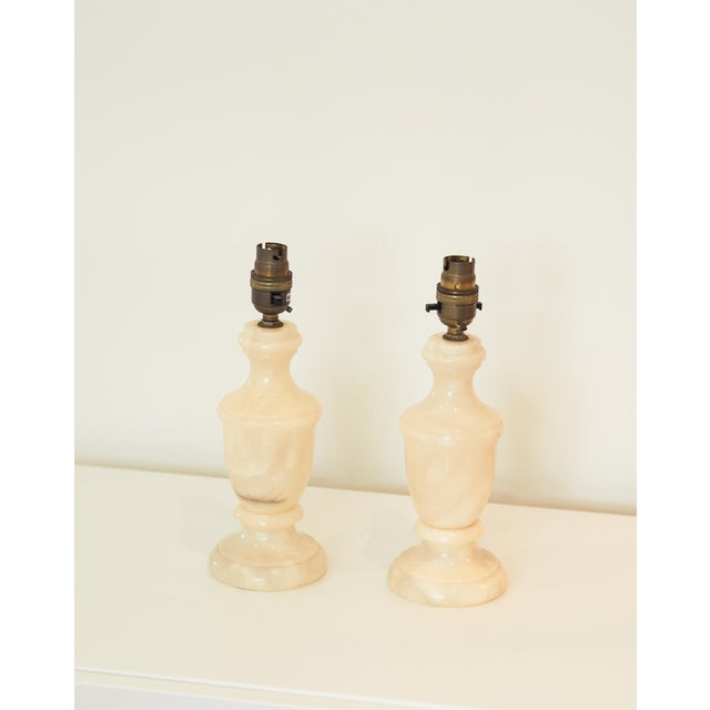 Ivory Alabaster Table Lamp by Marmo Lusso For Sale - Image 4 of 4