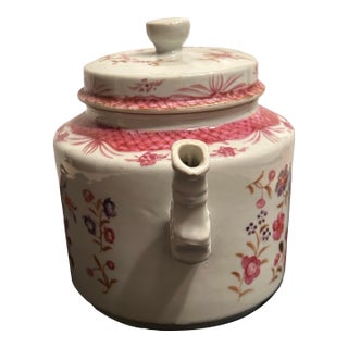18th Century Chinese Export Famille Rose Teapot For Sale