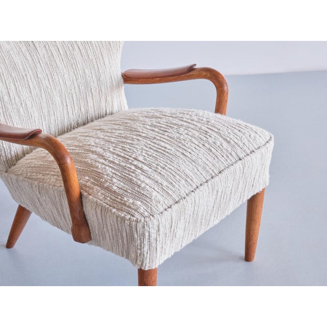 Danish Armchairs in Lelièvre Bouclé, Oak and Teak, 1956, Set of 3 For Sale - Image 9 of 17