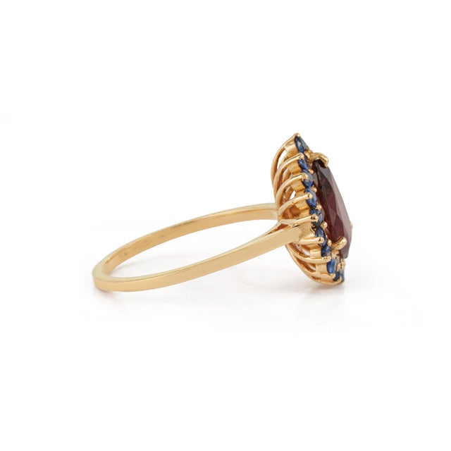 Metal Retro Style 18k Yellow Gold 1.77ct Rubelite & Blue Sapphire Halo Ring Size 6.5 For Sale - Image 7 of 17