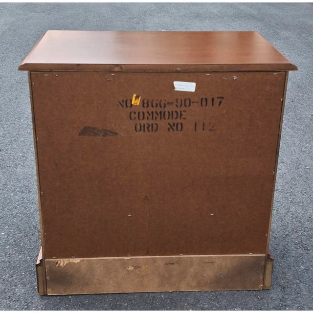 Pair Hooker Furniture French Chippendale Style Cherry Night Tables For Sale - Image 15 of 18