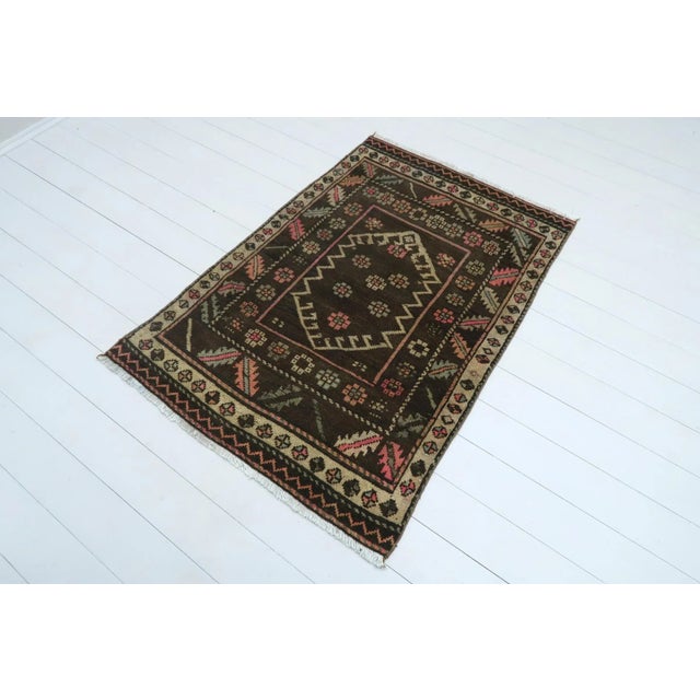 Boho Chic Vintage Turkish Handmade Brown Rug- 3′1″ × 4′8″ For Sale - Image 3 of 13