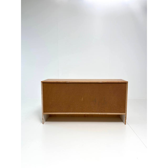 Brown Vintage Chest of Drawers in Oak For Sale - Image 8 of 16