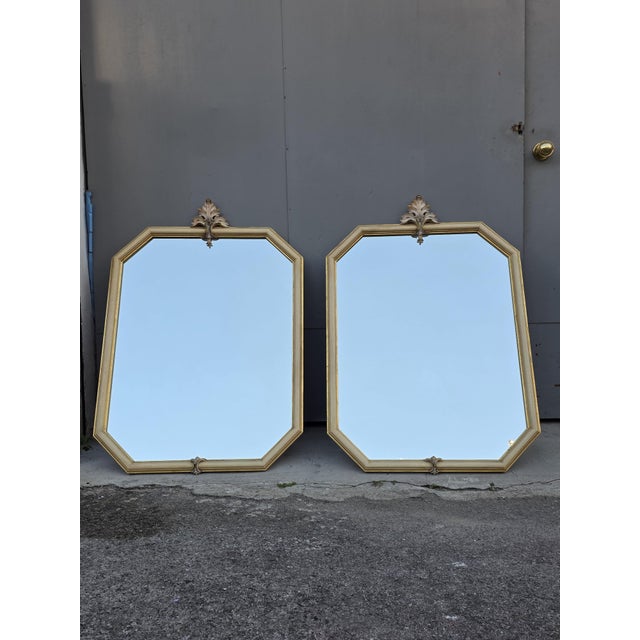 Venetian Louis XVI Baroque Style Octagonal Lacquered Mirrors, 1940, Set of 2 For Sale - Image 10 of 10