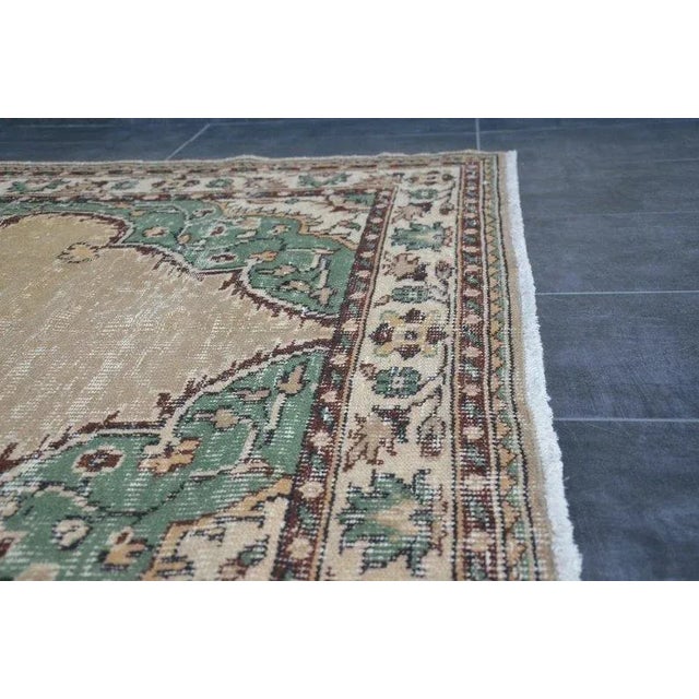 Art Deco 1960s 5x9 Bohemian Home Decor Wool Rug For Sale - Image 3 of 11