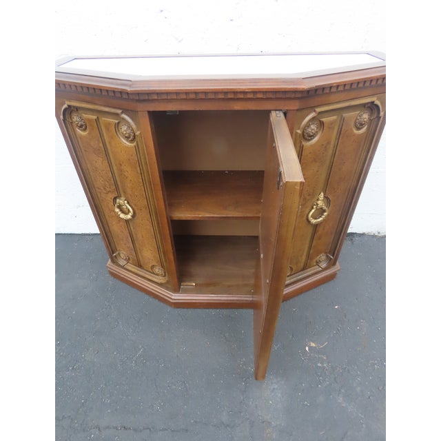 Hollywood Regency Small Console Cabinet 6647 For Sale - Image 9 of 17