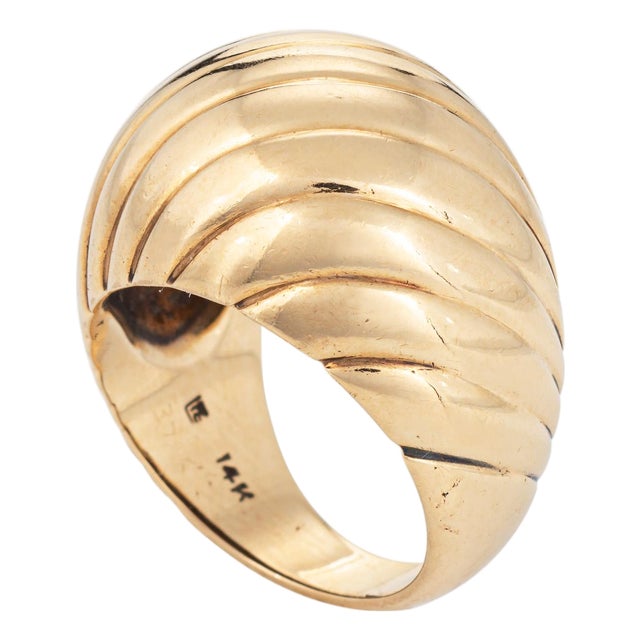 80s Vintage Ridged Dome Ring 14k Yellow Gold Estate Cocktail Fine Jewelry, Size 6 For Sale