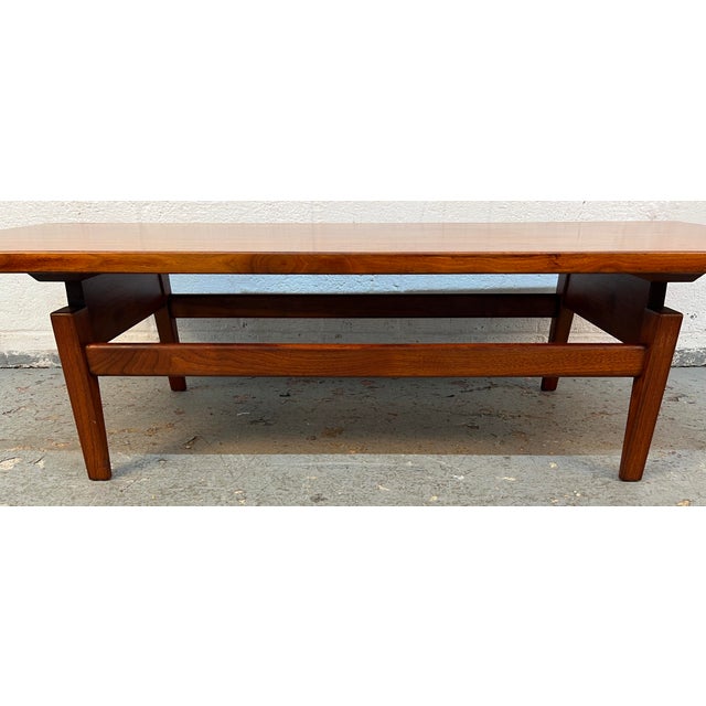 Mid-Century Walnut Coffee Table Attributed to Jens Risom For Sale - Image 10 of 17