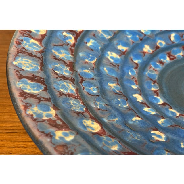 Large Mid-Century Modern German Studio Pottery Decorative Wall Plate by Eva Fritz-Lindner for Karlsruher Majolika, 1960s For Sale - Image 16 of 18