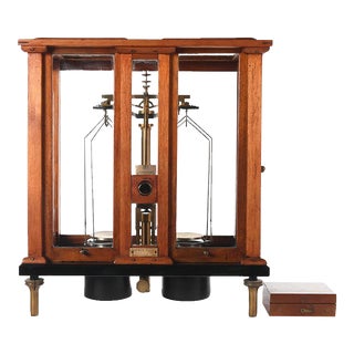 Laboratory Brewer Frères Scale, 1930s For Sale