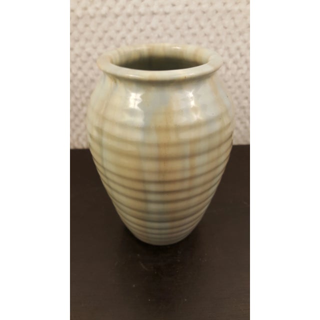Pattern: Candyware Color: Tan and Blue Manufacturer: Candy & Co Ltd Date Produced: 1950s Shape: Vase