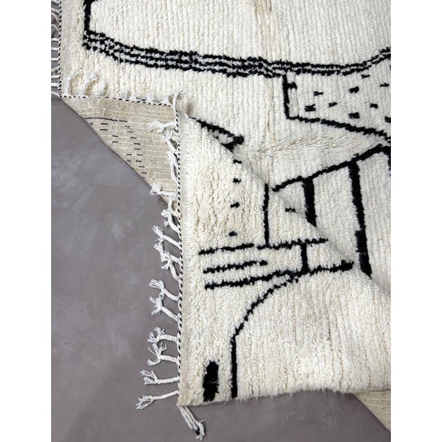 2020s Black and White Moroccan Azilal Rug - 9.5 X 7.1 Ft For Sale - Image 5 of 8