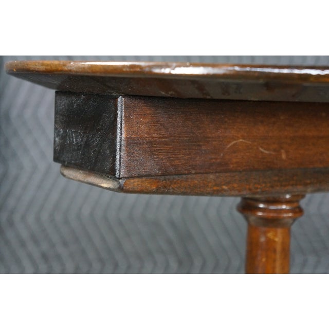 Antique Georgian Style Round Mahogany Tripod Base Candle Stand Wine Side Table For Sale - Image 10 of 18