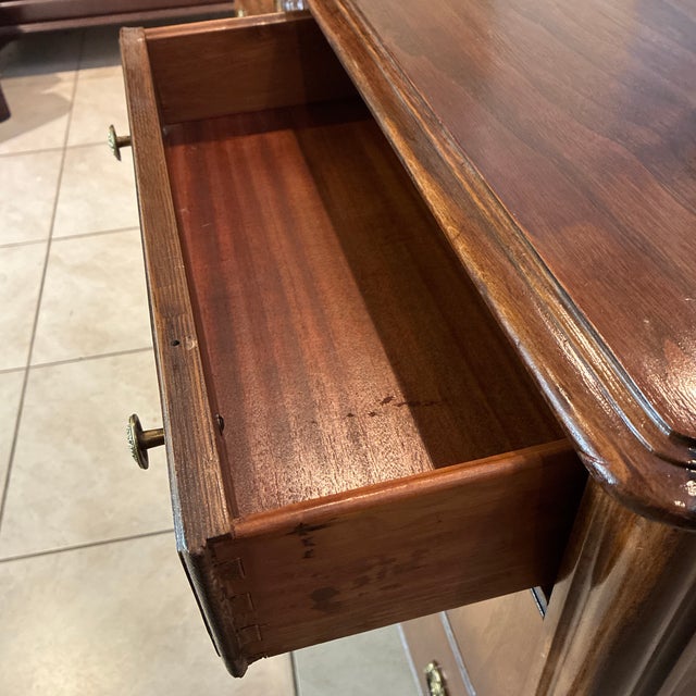 Wood Early 20th Century Mahogany Dresser With Mirror For Sale - Image 7 of 12