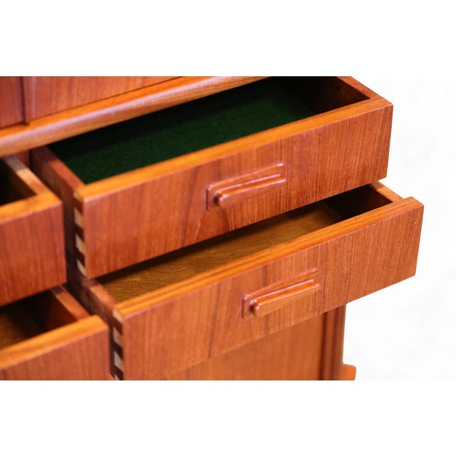 Corner Cabinet in Teak from Aulum Møbelfabrik, Denmark, 1960s For Sale - Image 15 of 18