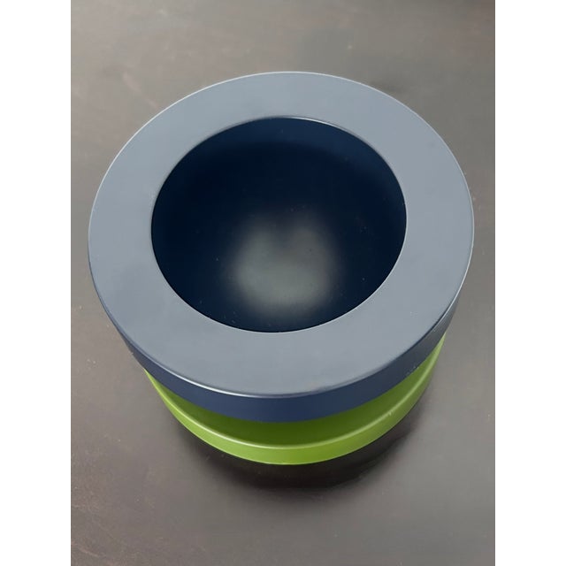 Ettore Sottsass Ettore Sottsass "Basilico Compote 141" in Indigo Blue & Cedar Green for MaruTomi, 1997 For Sale - Image 4 of 5