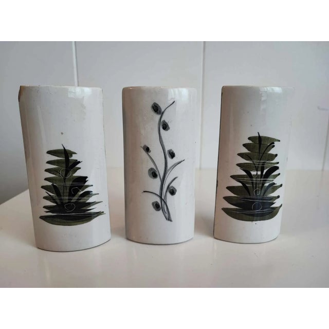 Porcelain 3 spice containers, vintage 1970s, Italy, dimensions: height 11.5 cm, width 5.4 cm, depth 2.7 cm.