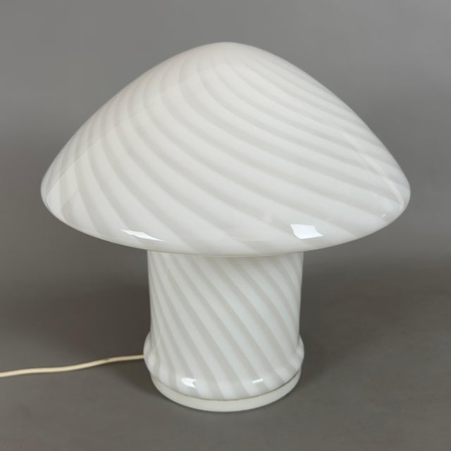 Space Age Swirl Murano Glass Mushroom Table Lamp from Gambaro Poggi, 1970s For Sale - Image 4 of 13