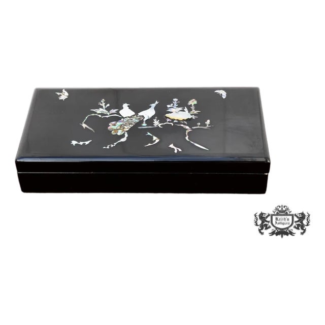 Chinese Black Lacquer Box Mother of Pearl Abalone Shell Inlay Peacock Butterfly For Sale