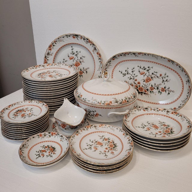 Porcelain Tableware from Quinta Nova, Portugal, 1960s, Set of 43 For Sale - Image 11 of 18