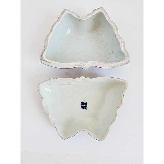 Antique Japanese Imari Porcelain Butterfly Box For Sale - Image 10 of 12