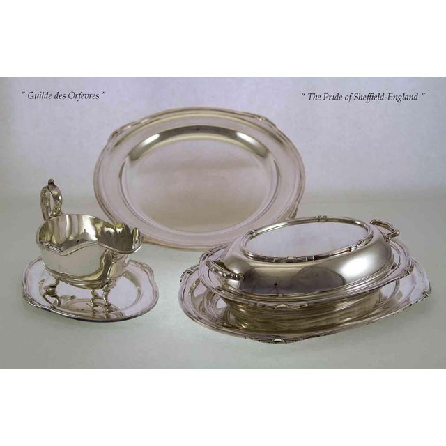 1970s New Silver Oval & Round Platters With Jubilee, Patented Applied Border- Set of 2 For Sale - Image 4 of 14