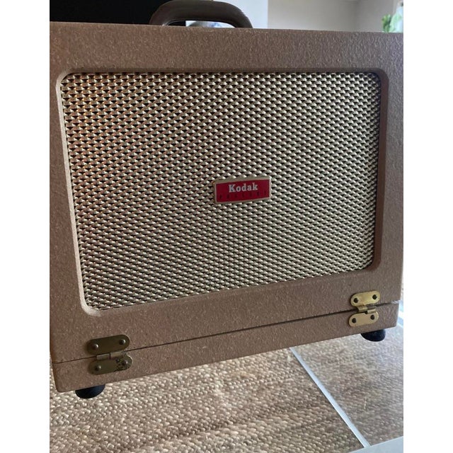 Chocolate Vintage Kodak Pageant 16mm Sound Projector Speaker/Case Unit Model 8k5 For Sale - Image 8 of 9