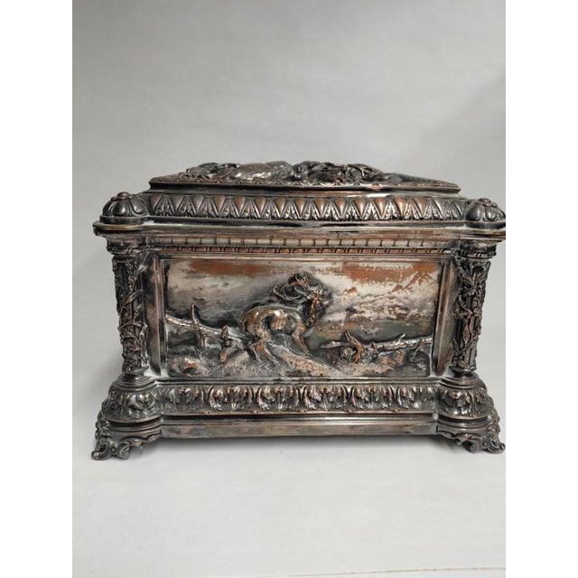 Rustic European European Men's Casket Box For Sale - Image 3 of 7
