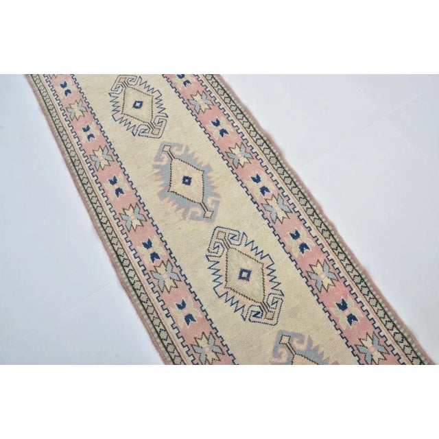 Mid-Century Modern Pink & Beige Wool Handmade Runner Rug For Sale - Image 4 of 11