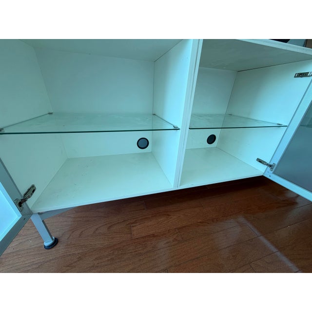 Horm Design Within Reach Alto Media Credenza Buffet in White by Horm, Made in Italy. For Sale - Image 4 of 4