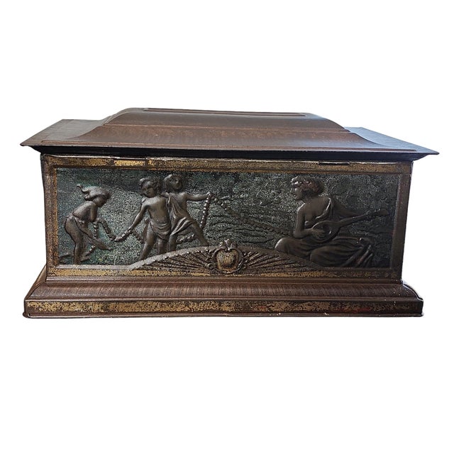 1930s 1930s Edwardian Colman's English Mustard Casket Tin For Sale - Image 5 of 7