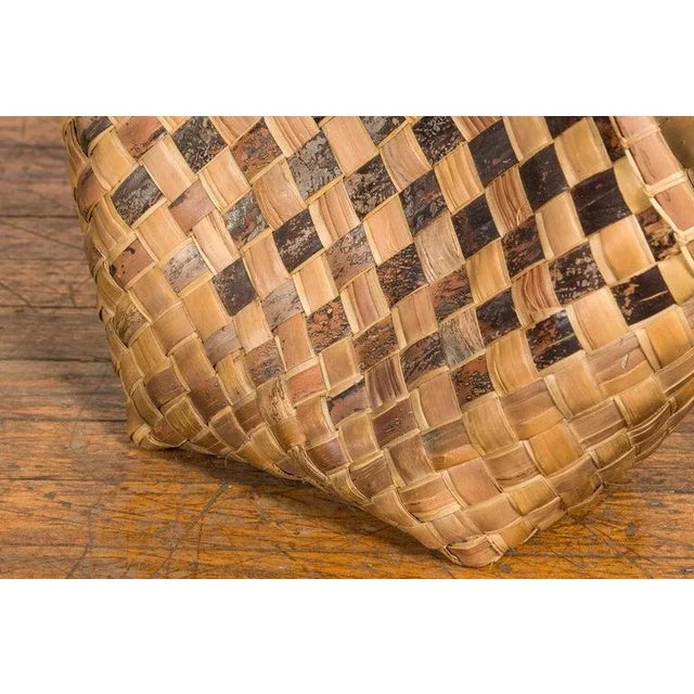 Antique Hand Woven Rustic Karagumoy Filipino Two Toned Grain Basket For Sale - Image 11 of 13