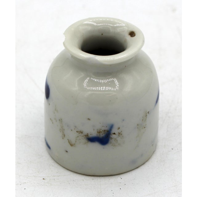 C. 1860 Qing Dynasty Chinese Jar Form Brush Washer For Sale - Image 4 of 6