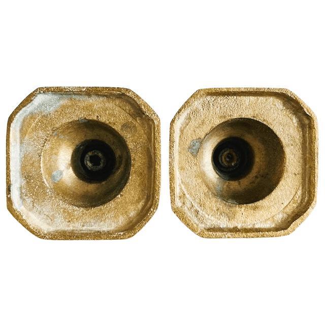 Gold Antique English Brass Pusher Candlesticks, 1890s, Set of 2 For Sale - Image 8 of 11