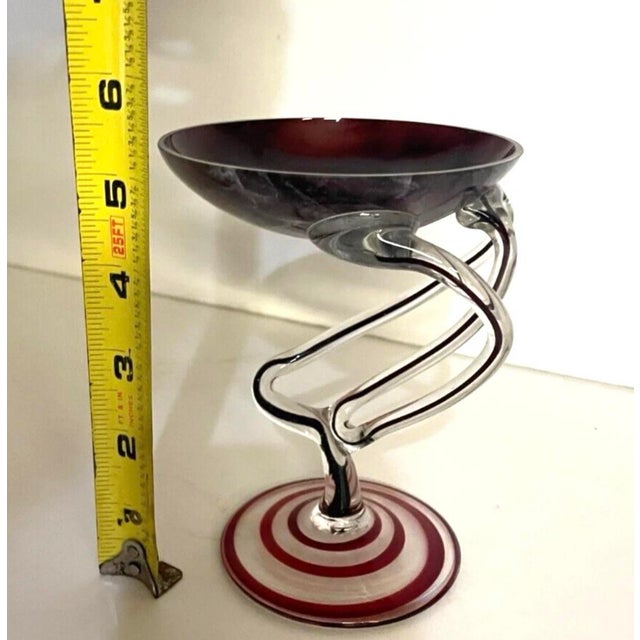 Late 20th Century Hand Blown Amethyst “Jellyfish” Polish Art Glass Centerpiece Bowl - Attributed Jozefina Krosno For Sale - Image 5 of 8