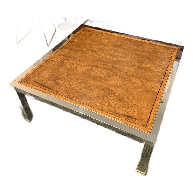 A Beautiful Mid Century Modern Coffee Table in the Style of Milo Baughman, Circa 1960s For Sale
