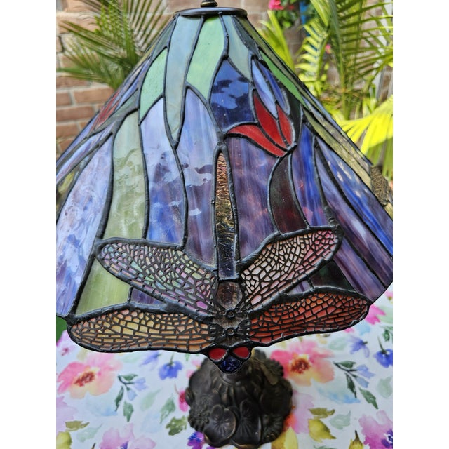 Late 20th Century Vintage Tiffany Style Dragonfly Table Lamp For Sale - Image 5 of 12