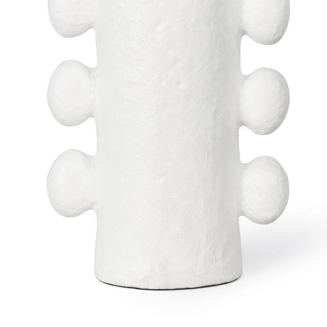 Regina Andrew Sanya Metal Table Lamp, White For Sale - Image 4 of 6