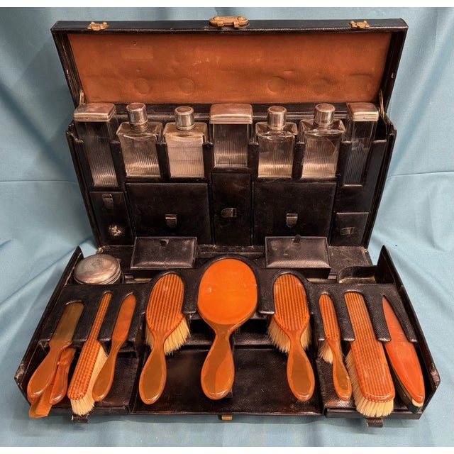 Antique Louis Vuitton 1920s Deluxe Vanity Case Leather Travel Box Mirror Bottles For Sale - Image 10 of 16
